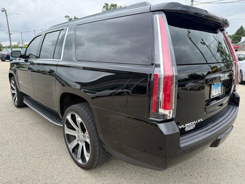 Used 2016 GMC Yukon XL SLT w/ HD Trailering Package AWD/4WD image 5