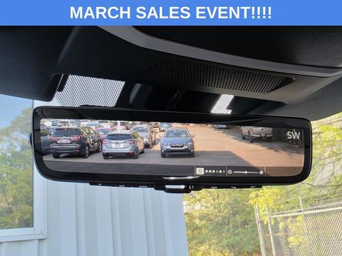 Used 2025 Subaru Outback Touring XT image 18