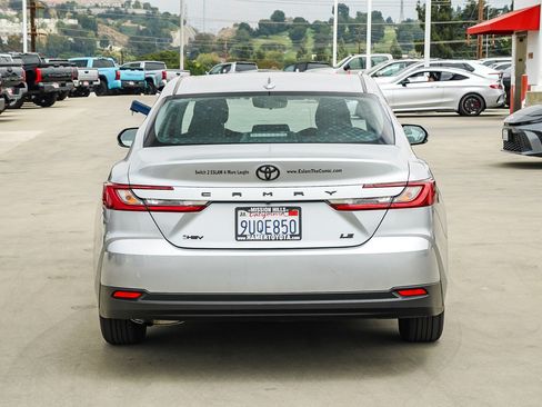 Used 2025 Toyota Camry LE FWD image 6