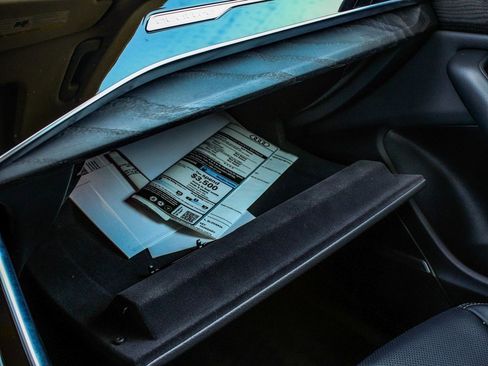 Used 2022 Audi Q8 Premium Plus w/ Premium Plus Package image 18