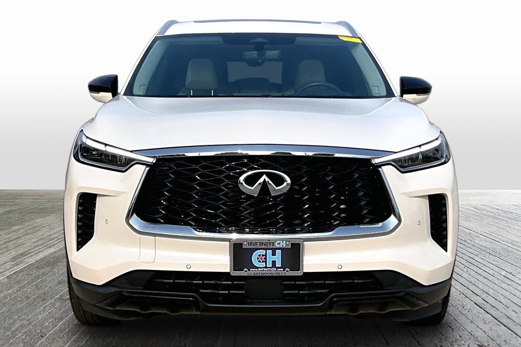 Certified 2024 INFINITI QX60 Luxe w/ Vision Package AWD/4WD image 2