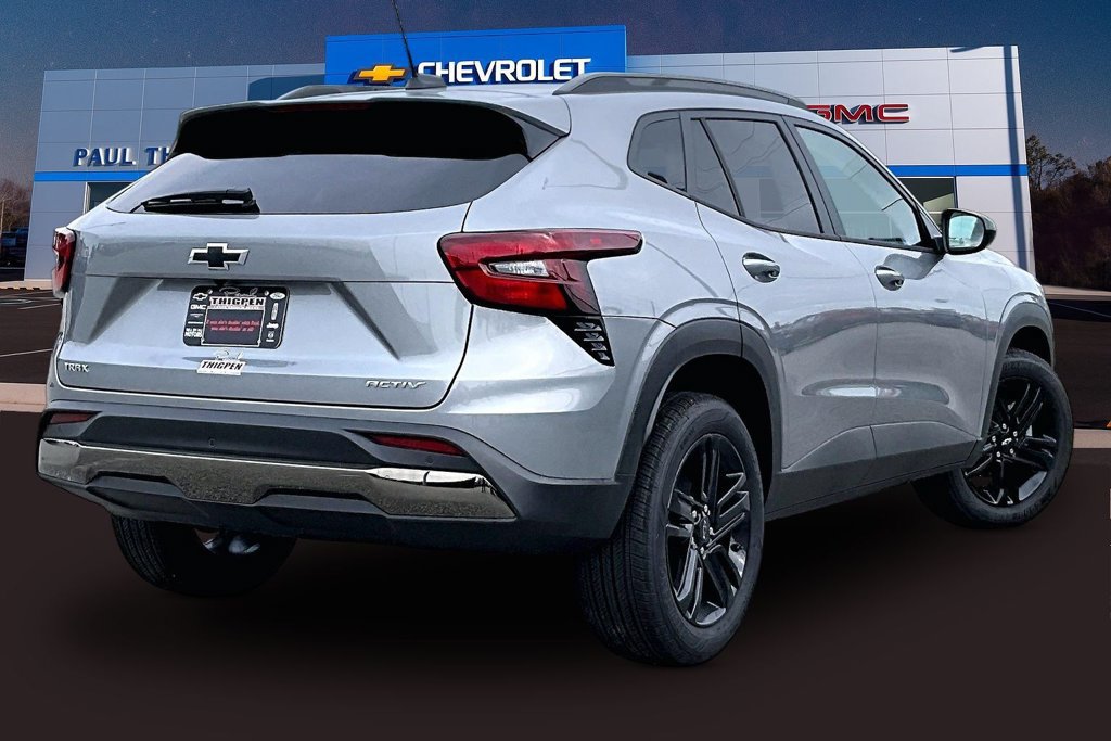 New 2026 Chevrolet Trax ACTIV w/ Driver Confidence Package FWD image 21