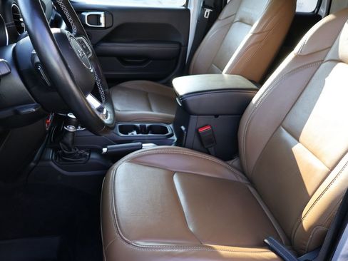 Used 2022 Jeep Wrangler Unlimited Rubicon 4xe w/ Cold Weather Group image 46