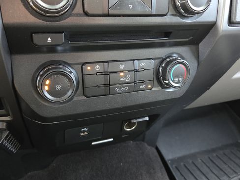 Used 2018 Ford F150 XLT image 25