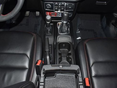 Used 2024 Jeep Wrangler Unlimited Rubicon image 22