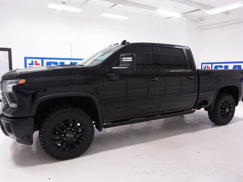 New 2026 Chevrolet Silverado 2500 High Country w/ High Country Premium Package image 8