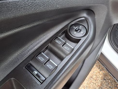 Used 2017 Ford Escape Titanium w/ Equipment Group 301A AWD/4WD image 16