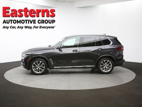 Used 2022 BMW X5 xDrive40i w/ Premium Package image 65