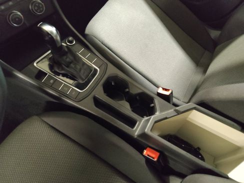 Used 2020 Volkswagen Jetta S w/ Driver Assistance Package FWD image 26