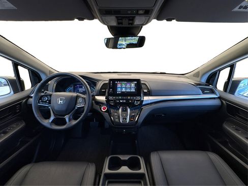 Used 2024 Honda Odyssey Touring image 23