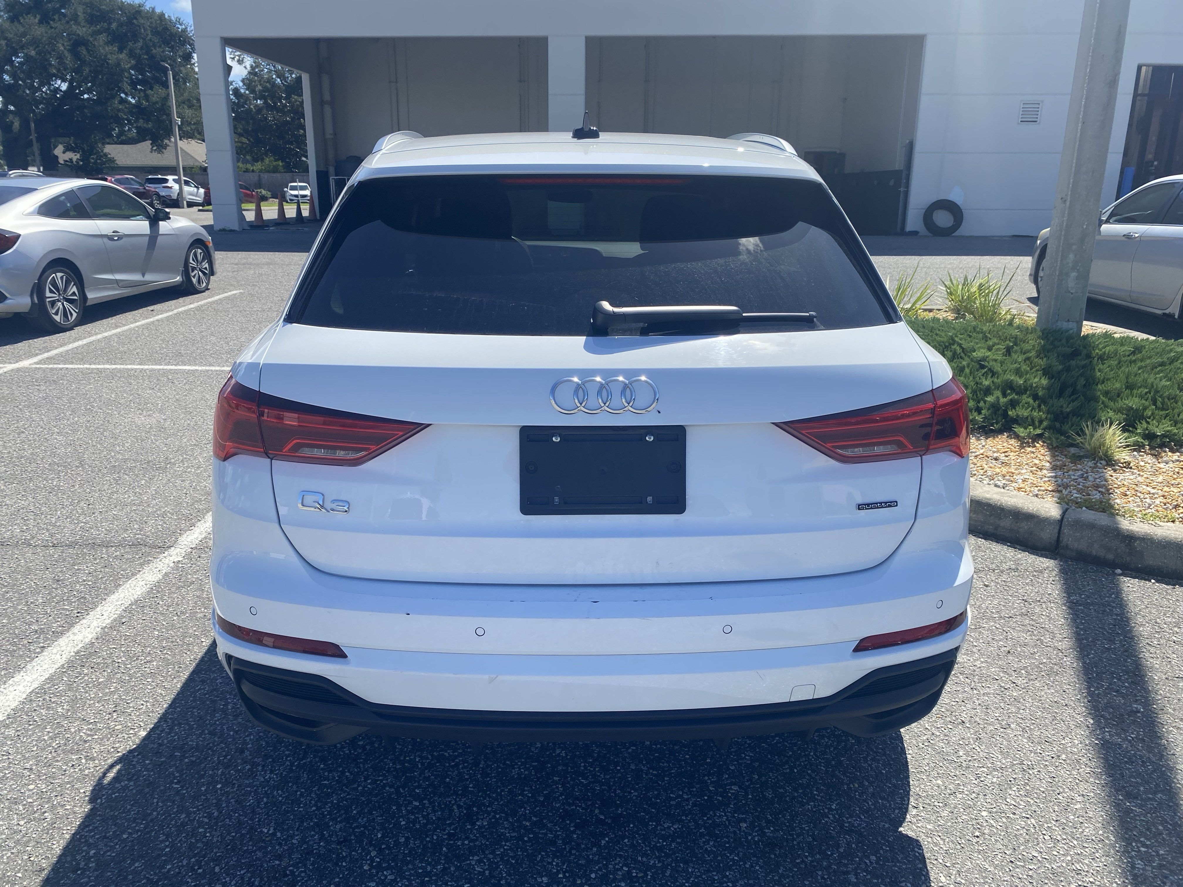Used 2025 Audi Q3 2.0T Premium AWD/4WD image 9