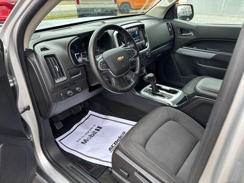 Used 2018 Chevrolet Colorado LT image 18