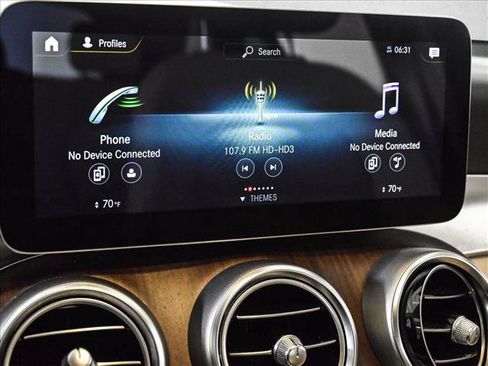 Used 2022 Mercedes-Benz GLC 300 4MATIC image 16
