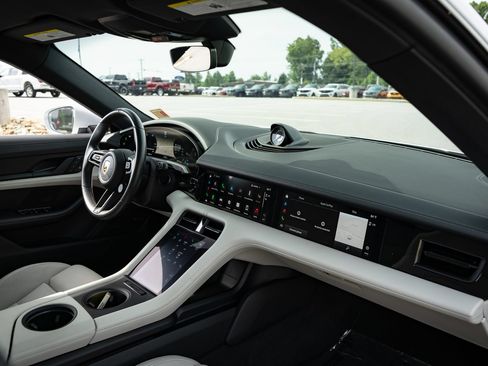 Used 2023 Porsche Taycan RWD image 38