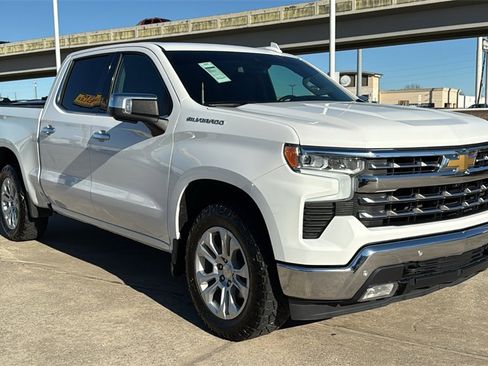 Used 2023 Chevrolet Silverado 1500 LTZ image 3