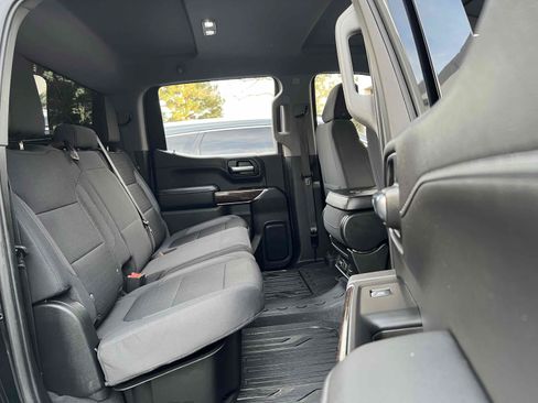 Used 2020 GMC Sierra 1500 SLE w/ SLE Value Package AWD/4WD image 32