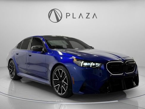 New 2026 BMW M5 w/ Carbon Package image 7