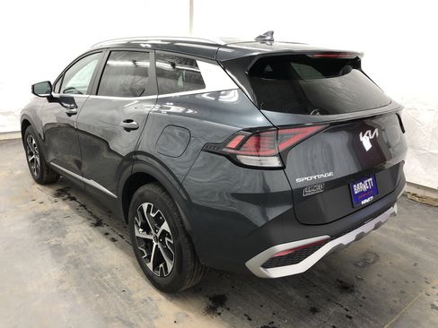 Certified 2023 Kia Sportage EX image 4