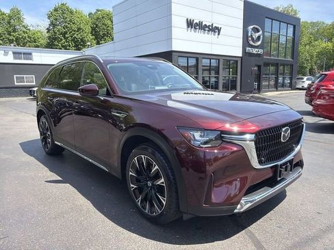 Used 2024 MAZDA CX-90 Plug-In Hybrid w/ Premium Pkg AWD/4WD image 2