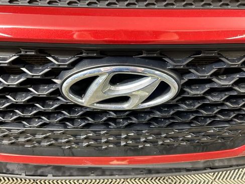 Used 2021 Hyundai Kona SE w/ Cargo Package image 10