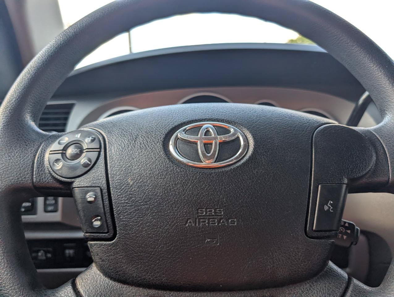 Used 2013 Toyota Tundra 4x4 Double Cab w/ Tow Pkg image 14