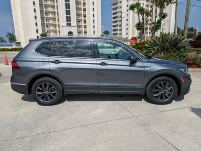 Certified 2023 Volkswagen Tiguan SE