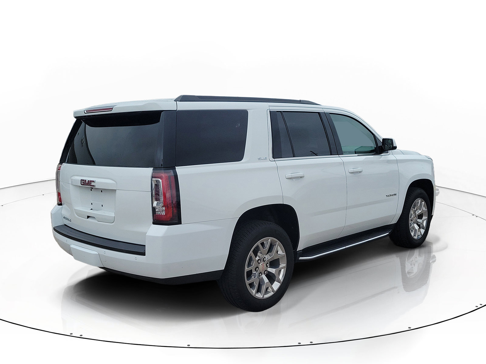 Used 2017 GMC Yukon SLE w/ HD Trailering Package AWD/4WD image 3