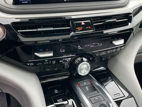 New 2026 Acura MDX w/ Technology Package image 16