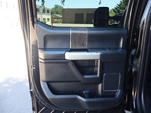 Used 2020 Ford F250 Lariat AWD/4WD image 24