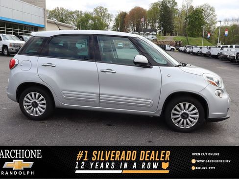 Used 2014 FIAT 500L Easy w/ Popular Equipment Group FWD image 1