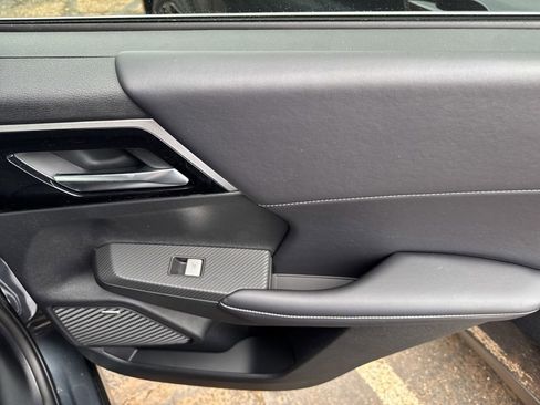 New 2026 Mitsubishi Outlander LE FWD image 38