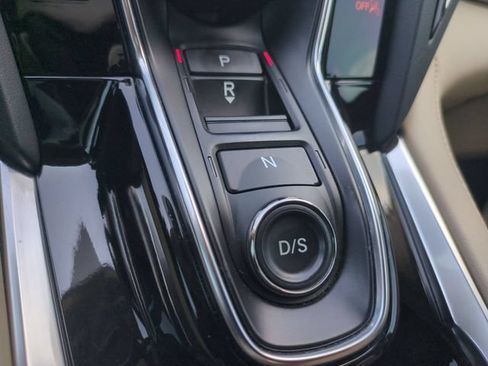 Certified 2024 Acura RDX SH-AWD image 18