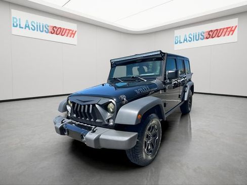 Used 2018 Jeep Wrangler Unlimited Sport AWD/4WD image 7