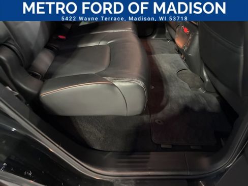 Used 2020 Nissan Armada Platinum image 52