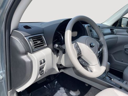 Used 2013 Subaru Forester 2.5X Limited AWD/4WD image 24