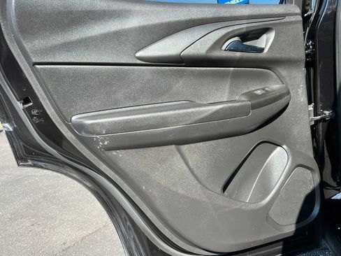 Certified 2023 Chevrolet TrailBlazer ACTIV image 33