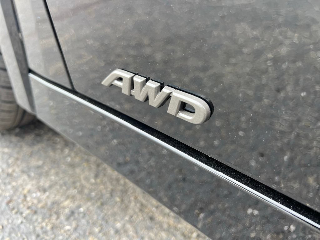 New 2027 Toyota Prius Limited AWD/4WD image 8