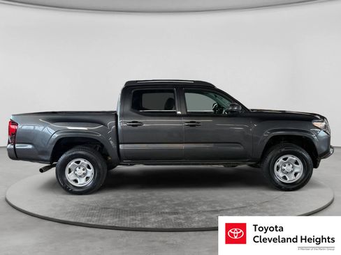 Used 2023 Toyota Tacoma SR AWD/4WD image 4