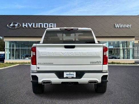 Used 2024 Chevrolet Silverado 1500 High Country AWD/4WD image 3