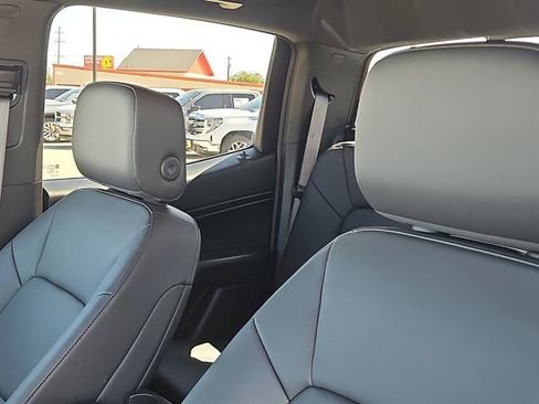 Used 2025 Chevrolet Colorado Trail Boss AWD/4WD image 11