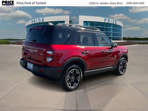 Used 2026 Ford Bronco Sport Outer Banks AWD/4WD image 5