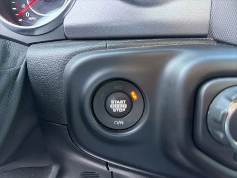 Used 2021 Jeep Gladiator Mojave image 24