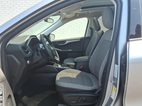 Used 2022 Ford Escape SE w/ Convenience Package image 12