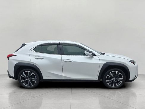 Used 2021 Lexus UX 250h w/ Premium Package AWD/4WD image 4