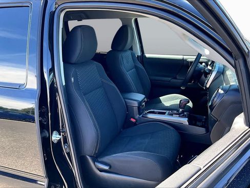 Used 2023 Toyota Tacoma 4x4 Double Cab w/ Trail Edition image 9