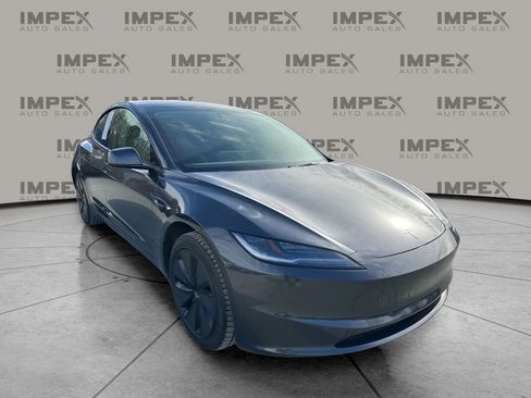 Used 2025 Tesla Model 3 Long Range image 7