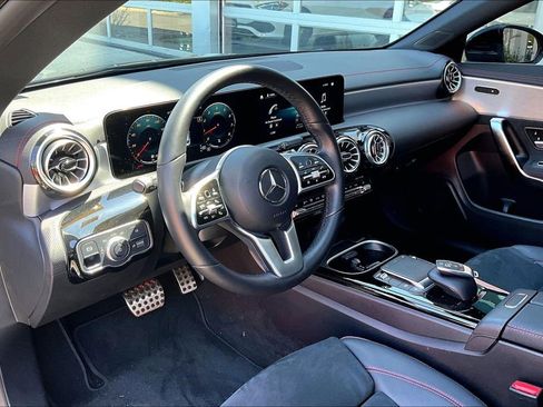 Used 2022 Mercedes-Benz CLA 250 4MATIC image 13