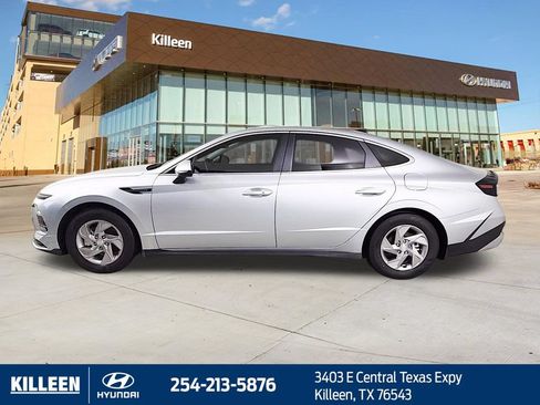 Used 2025 Hyundai Sonata SE FWD image 5