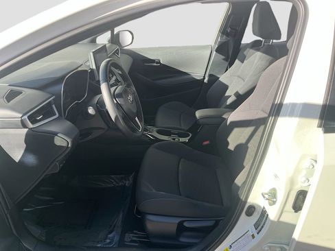 Used 2024 Toyota Corolla SE w/ SE Package image 20