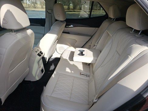 Used 2023 Buick Envision Avenir image 18